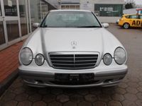 Occasion Mercedes E200 Classic 163 ch (119 kW) 2000 Argent Berline