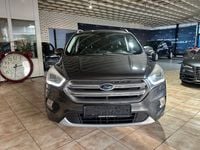 Usado Ford Kuga Titanium 179 HP (131 kW) 2017 Cinzento SUV