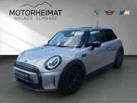 Używany Mini Cooper Classic 136 KM (100 kW) 2023 Srebrny Hatchback