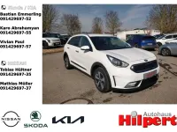 Gebraucht Kia Niro Vision 141 PS (103 kW) 2018 (ud) schneeweiss SUV