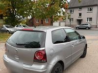 Gebraucht VW Polo 60 PS (44 kW) 2008 Grau Kleinwagen