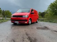 Gebraucht VW Transporter 102 PS (75 kW) 2012 Rot Van