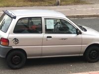 Gebraucht Daihatsu Cuore 56 PS (41 kW) 1999 Silber Kleinwagen