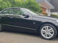 Gebraucht Mercedes E250 204 PS (150 kW) 2010 Schwarz Cabrio