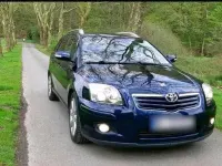 Gebraucht Toyota Avensis T2 150 PS (110 kW) 2008 Blau Kombi