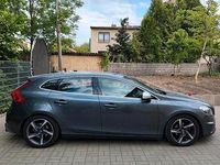 Gebraucht Volvo V40 R-Design 114 PS (83 kW) 2013 Grau Limousine
