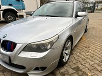 Gebraucht BMW 525 177 PS (130 kW) 2005 Silber Kombi