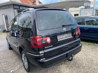 gebraucht VW Sharan 2.0 United / 2.Hand / Klimaauto. / AHK / PDC