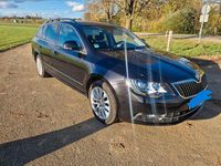 Gebraucht Skoda Superb Exclusive 170 PS (125 kW) 2015 Schwarz Kombi