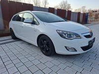 Gebraucht Opel Astra 160 PS (117 kW) 2011 Weiß Limousine