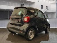Gebraucht Smart ForTwo Coupé 60 kW (82 PS) 2021 Schwarz Kleinwagen