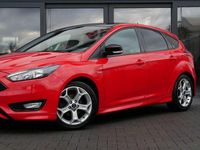 Gebraucht Ford Focus ST-Line 140 PS (102 kW) 2018 Rot Limousine