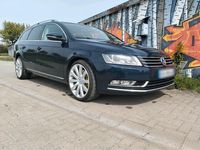Gebraucht VW Passat R 299 PS (219 kW) 2011 Blau Kombi