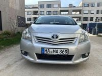 Gebraucht Toyota Verso Multidrive S 147 PS (108 kW) 2009 Silber Van / Kleinbus