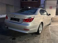 Gebraucht BMW 523 177 PS (130 kW) 2005 Silber Limousine