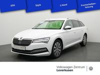 Gebraucht Skoda Superb Style 150 PS (110 kW) 2023 Weiss / moonweiß perleffekt (metallic) Kombi