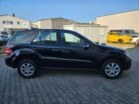 Gebraucht Mercedes ML320 224 PS (164 kW) 2006 Schwarz SUV