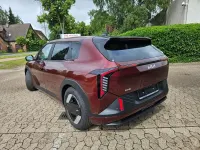 Neu Kia EV4 Earth 150 kW (204 PS) 2025 (ard) magmarot metallic Limousine