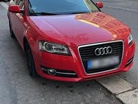 Gebraucht Audi A3 Cabriolet Design 105 PS (77 kW) 2011 Rot Cabrio