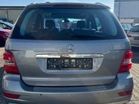 Gebraucht Mercedes ML300 190 PS (139 kW) 2010 Silber SUV