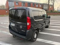 Gebraucht Opel Combo Selection 90 PS (66 kW) 2014 Schwarz Van / Kleinbus