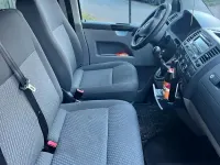 Gebraucht VW Caravelle 105 PS (77 kW) 2012 Rot Van