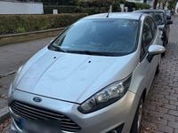 Gebraucht Ford Fiesta Trend 82 PS (60 kW) 2015 Silber Kleinwagen