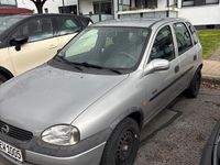 Gebraucht Opel Corsa 75 PS (55 kW) 2000 Silber Kleinwagen