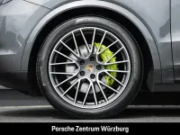 Gebraucht Porsche Cayenne 462 PS (339 kW) 2021 Grau SUV