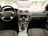 Gebraucht Ford Focus Titanium 109 PS (80 kW) 2010 Rot Kombi