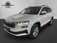 Gebraucht Skoda Karoq 150 PS (110 kW) 2023 Moonweiss metallic (metallic) SUV