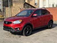 Gebraucht SsangYong Korando 175 PS (128 kW) 2014 Rot SUV