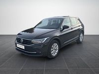 Gebraucht VW Tiguan Basis 122 PS (89 kW) 2022 Uranograu SUV
