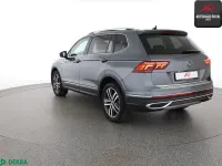 Gebraucht VW Tiguan Allspace Elegance 200 PS (147 kW) 2022 Platinum grey SUV