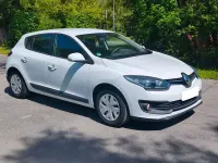 Gebraucht Renault Mégane Authentique 110 PS (80 kW) 2015 Weiß Limousine