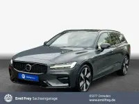 Gebraucht Volvo V60 145 PS (106 kW) 2025 Kombi