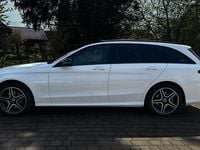Gebraucht Mercedes C220 194 PS (142 kW) 2021 Weiß Limousine
