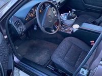 Gebraucht Mercedes C180 Elegance 122 PS (89 kW) 1993 Andere farben Limousine