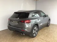 Gebraucht Mercedes GLA220 Progressive 190 PS (139 kW) 2025 lack mountaingrau SUV