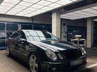 Gebraucht Mercedes E320 224 PS (164 kW) 2005 Blau Limousine