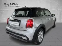 Gebraucht Mini Cooper Essential 136 PS (100 kW) 2023 Silber Kleinwagen