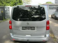 Gebraucht Peugeot Traveller Active 150 PS (110 kW) 2017 Silber Van / Kleinbus
