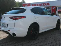 Gebraucht Alfa Romeo Stelvio Veloce 210 PS (154 kW) 2021 Weiß SUV