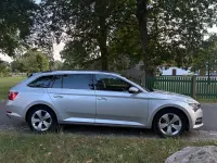 Gebraucht Skoda Superb 150 PS (110 kW) 2022 Silber Kombi