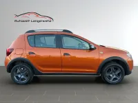 Gebraucht Dacia Sandero Celebration 90 PS (66 kW) 2017 Orange SUV