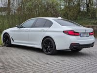 Gebraucht BMW 520 Sport Line 190 PS (139 kW) 2022 Alpinweiß Limousine