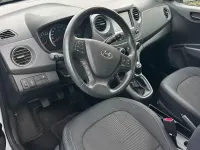 Gebraucht Hyundai i10 67 PS (49 kW) 2019 Grau Kleinwagen