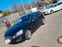 Gebraucht Volvo V60 Summum 241 PS (177 kW) 2011 Schwarz Kombi