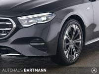 Gebraucht Mercedes E300 313 PS (230 kW) 2025 Grau Kombi