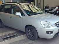 Gebraucht Kia Carens EX 144 PS (105 kW) 2009 Fine silver Van / Kleinbus